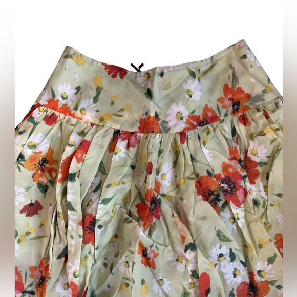 NWT Dolce & Gabbana Silk Green Floral Mini Bubble Skirt Zipper Back Size 40 4 - Picture 2 of 6